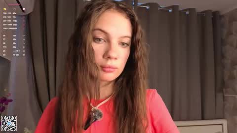 Snapshot of malisatrigueiro chatting on 02.09.26 Evelyn online show from 02.09.26