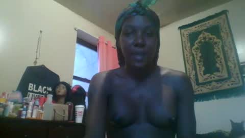 Snapshot of malissabanks chatting on 12.16.24 Beauty IS Her Name BABY online show from 12.16.24