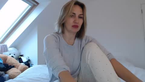 mallinia online show from 01.27.25