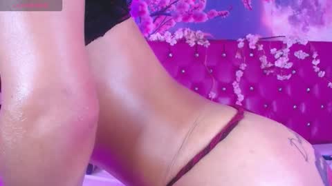 Malory online show from 11.04.25