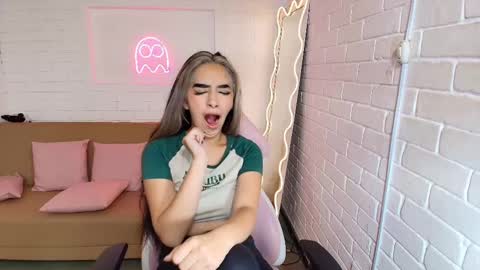 Malory  online show from 02.16.25