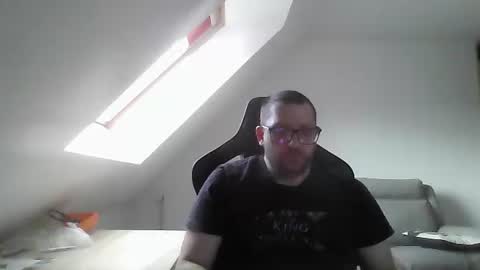 Snapshot of malou2927 chatting on 12.08.24 breton online show from 12.08.24