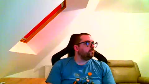 Snapshot of malou2927 chatting on 01.19.25 breton online show from 01.19.25