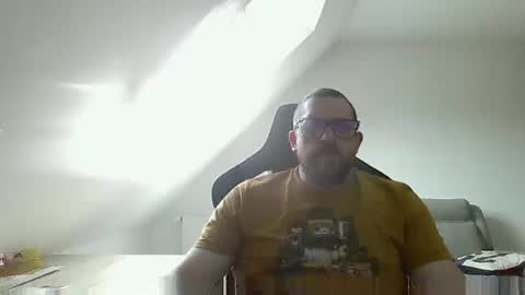 Snapshot of malou2927 chatting on 02.01.25 breton online show from 02.01.25