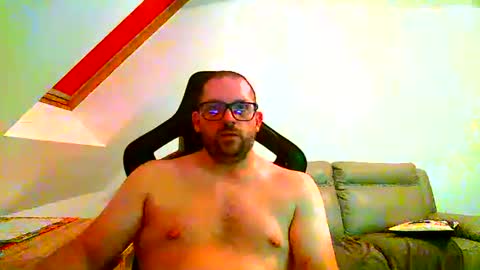 Snapshot of malou2927 chatting on 09.09.25 breton online show from 09.09.25