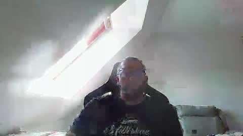 Snapshot of malou2927 chatting on 09.22.25 breton online show from 09.22.25