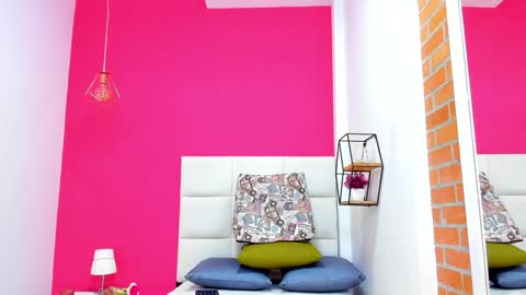 Melanie online show from 12.04.24