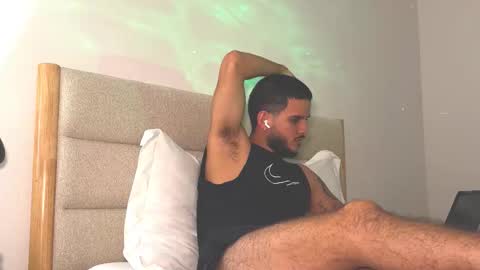 maluma09 online show from 10.27.25