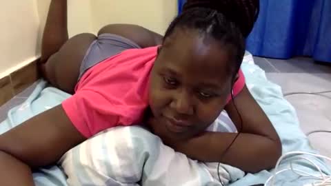 mamasita2023 online show from 12.16.25