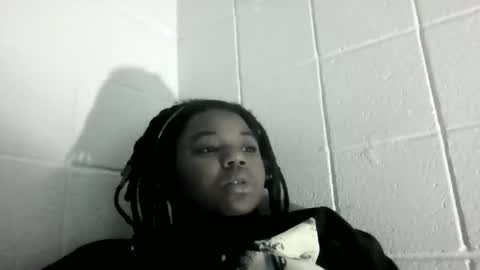 Mami Jay online show from 12.18.25