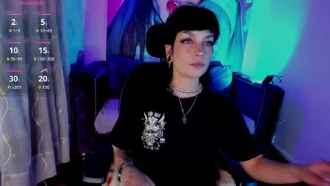 Snapshot of mamushka_ chatting on 04.30.26 online show from 04.30.26