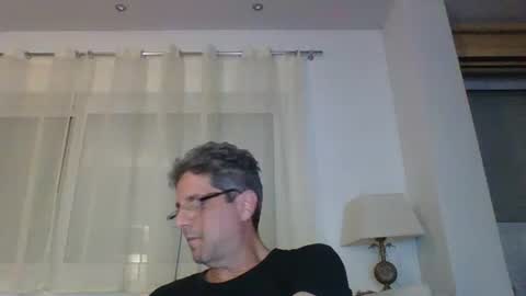 man211172 online show from 11.15.25