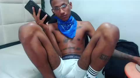 man_san11 online show from 02.20.25