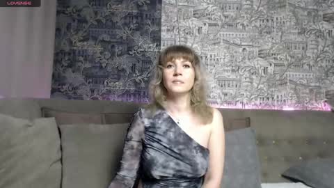 Snapshot of mandy_foxxx chatting on 04.16.26 Mandy online show from 04.16.26