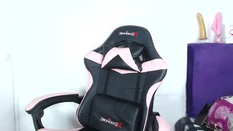 Mandy Mosquera online show from 10.02.25