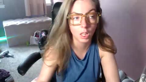 MandyBabyXXX online show from 04.01.26