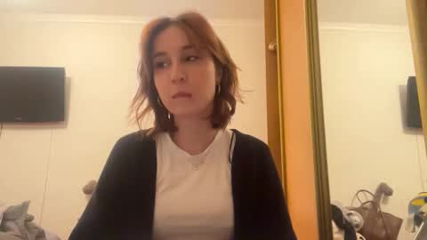 Mia online show from 12.05.25