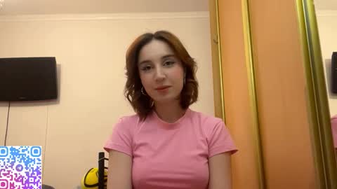 Mia online show from 12.15.25