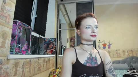 Snapshot of mandyshine chatting on 05.25.26 Mandy online show from 05.25.26