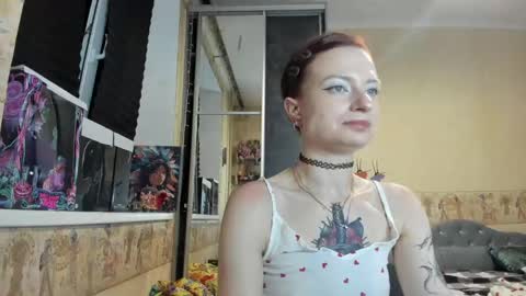 Snapshot of mandyshine chatting on 06.07.26 Mandy online show from 06.07.26