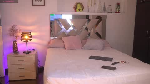   online show from 02.28.25