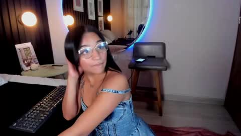 manelyk_evanss online show from 05.27.26