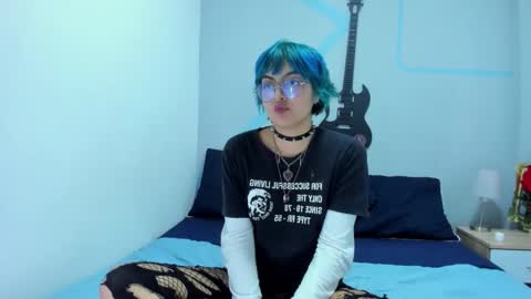 MANELYN  online show from 10.17.25