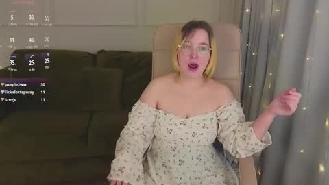 manic_pixie_ online show from 01.30.25