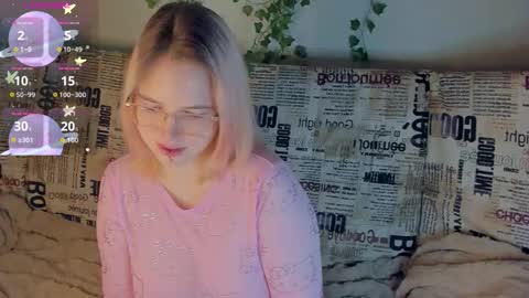 manic_pixie_ online show from 09.19.25