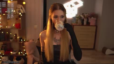 Amelie online show from 10.08.25