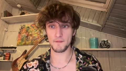 Snapshot of manolein chatting on 12.15.24 manolein online show from 12.15.24