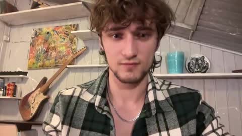 Snapshot of manolein chatting on 12.15.24 manolein online show from 12.15.24