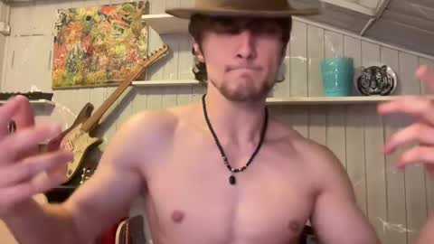 Snapshot of manolein chatting on 12.17.24 manolein online show from 12.17.24