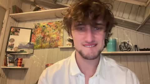 Snapshot of manolein chatting on 12.20.24 manolein online show from 12.20.24