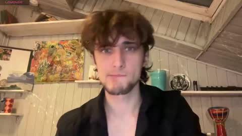 Snapshot of manolein chatting on 12.22.24 manolein online show from 12.22.24