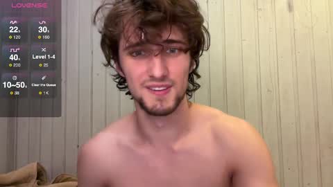 Snapshot of manolein chatting on 01.05.25 manolein online show from 01.05.25