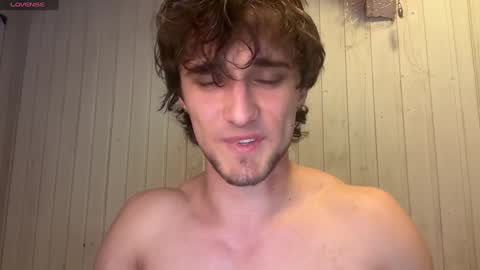 Snapshot of manolein chatting on 02.15.25 manolein online show from 02.15.25