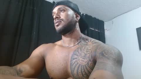 Snapshot of manolofitt chatting on 07.19.26 Manolo online show from 07.19.26
