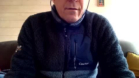 Snapshot of manpower2012 chatting on 12.17.24 Manpo online show from 12.17.24