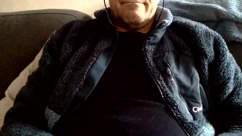 Snapshot of manpower2012 chatting on 12.21.24 Manpo online show from 12.21.24