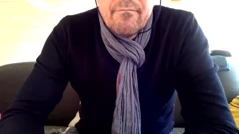 Snapshot of manpower2012 chatting on 12.26.24 Manpo online show from 12.26.24