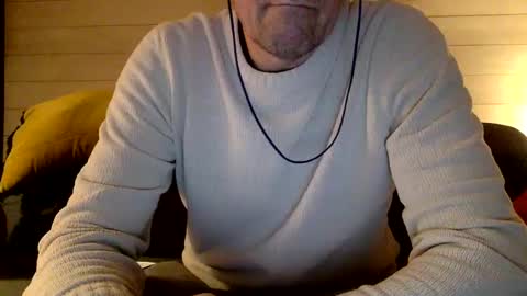 Snapshot of manpower2012 chatting on 03.02.25 Manpo online show from 03.02.25