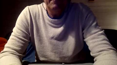 Snapshot of manpower2012 chatting on 10.06.25 Manpo online show from 10.06.25