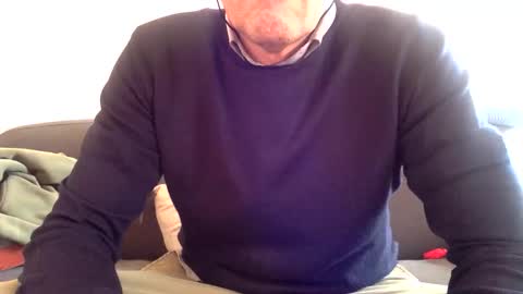 Snapshot of manpower2012 chatting on 10.08.25 Manpo online show from 10.08.25