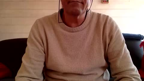 Snapshot of manpower2012 chatting on 10.13.25 Manpo online show from 10.13.25