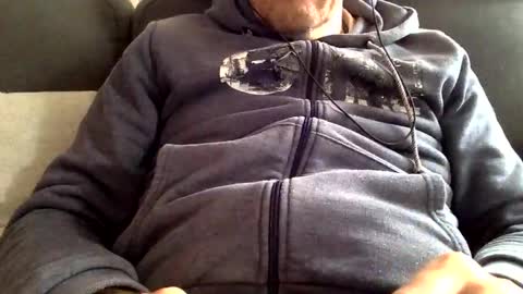 Snapshot of manpower2012 chatting on 10.19.25 Manpo online show from 10.19.25