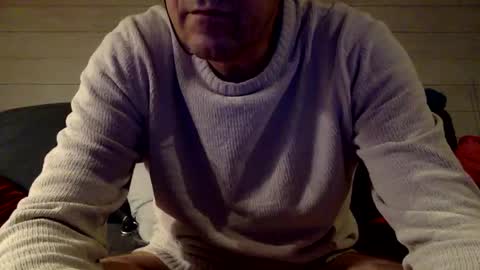 Snapshot of manpower2012 chatting on 10.22.25 Manpo online show from 10.22.25