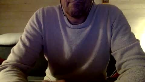 Snapshot of manpower2012 chatting on 10.26.25 Manpo online show from 10.26.25