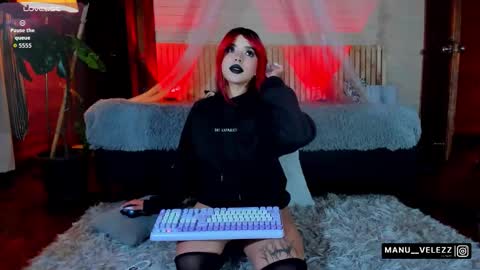 manu  velezz   Help me to get to 100 thumbs ups Tip 25tks  Rate me  online show from 11.20.25