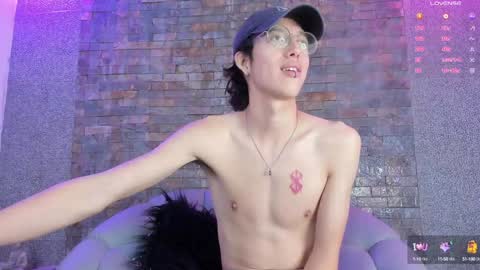 Manuel online show from 01.04.25